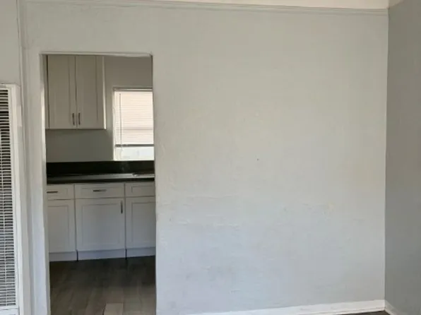 1830- 1832 Locust Avenue, 1830-1832 Locust Ave APT B, Long Beach, CA 90806