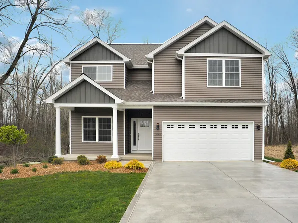 1040 Preserve Ln, Chesterton, IN 46304