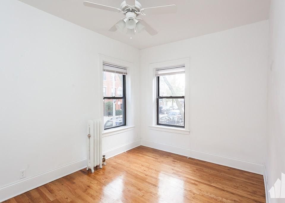 1st image of 622 W Stratford Pl #622/1S