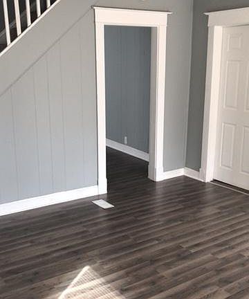 2nd image of 3058 N Gladstone Ave