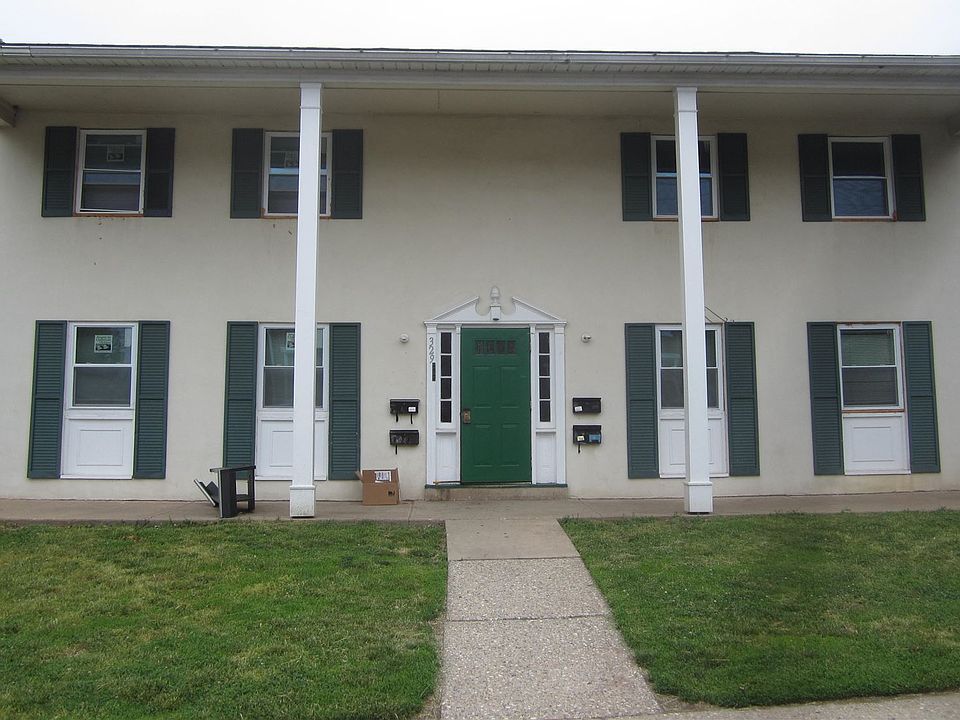 329 Buttonwood 001