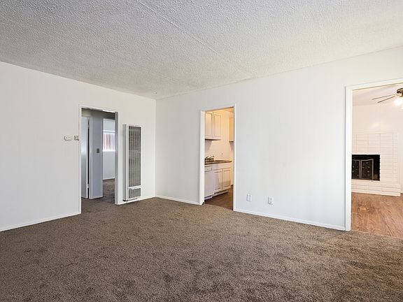 3rd image of 5445-5447 South J Street