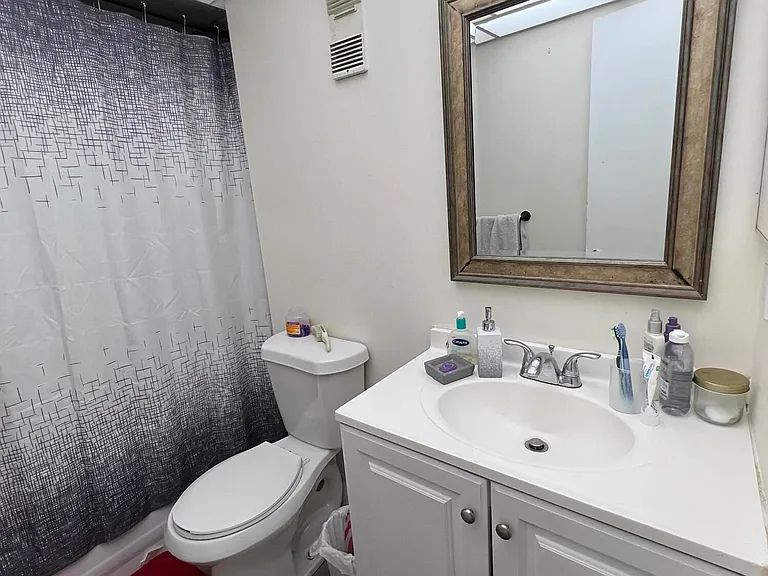 480 Executive Center Dr #2D — Photo 23