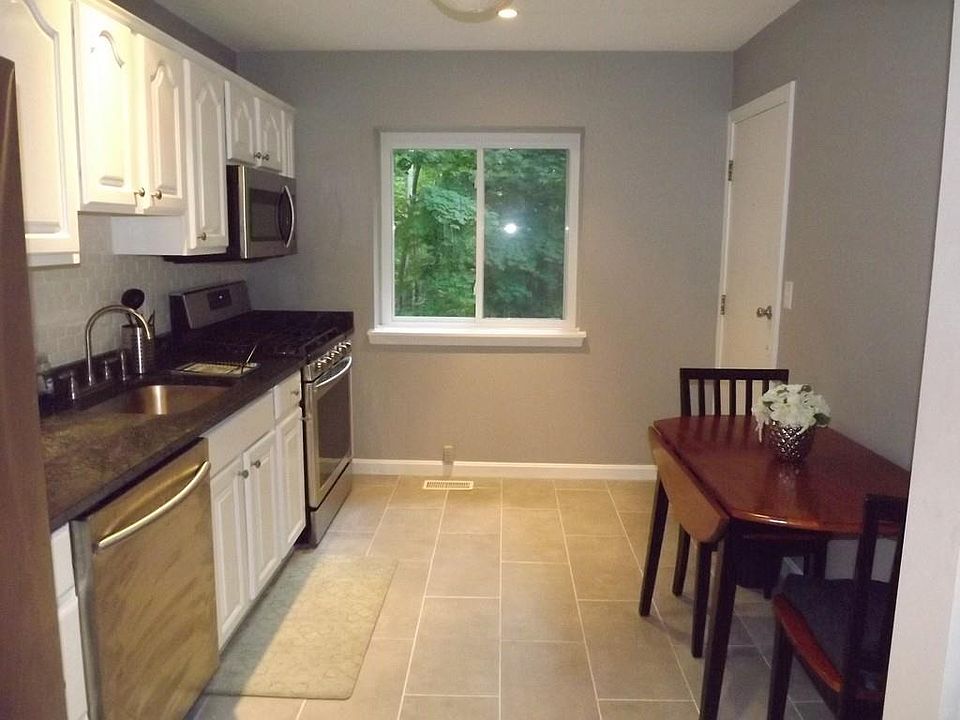 16 Bayberry Dr Sharon MA Zillow