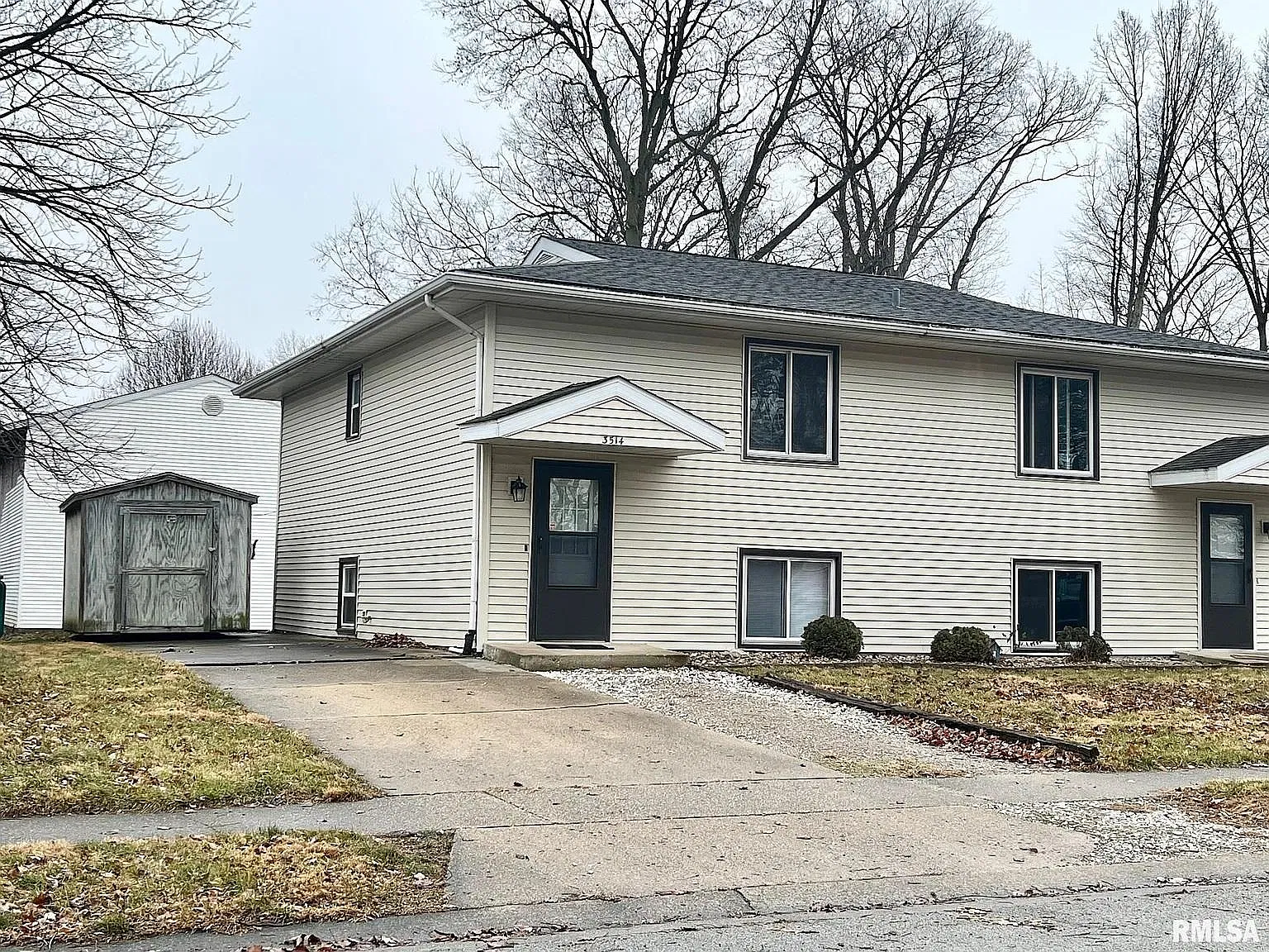 3 bed, 1360 sqft, $1,700 — Photo 1