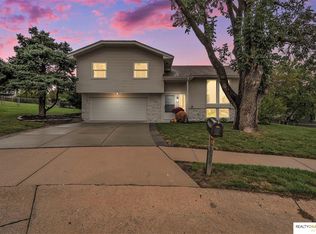 2024 N 124th Cir, Omaha, NE 68164
