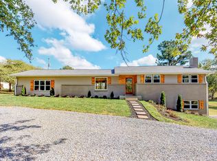 110 Green Acres Rd, Cottontown, TN 37048