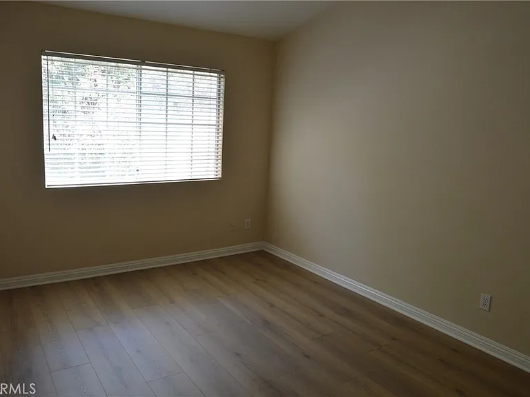 227 Chandon — Photo 14