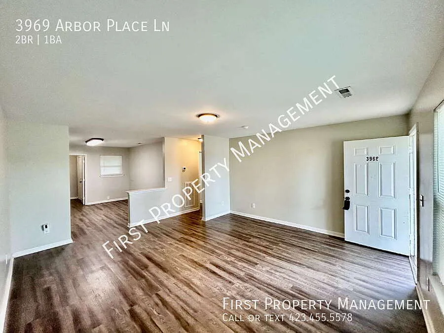 3969 Arbor Place Ln: 2Bed/1Bath Duplex Off HWY-58 with Central AC, Granite Counters, & Laundry Ho... — Photo 3