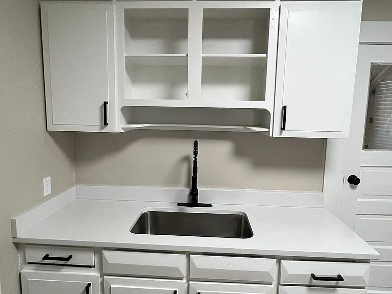 724 Custer St #1 — Photo 12