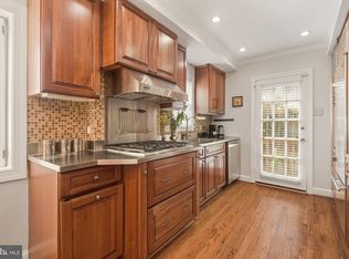 205 W Cameron Rd, Falls Church, VA 22046