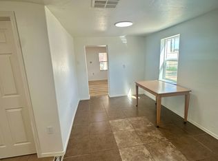 1400 S Farmington Rd, Tucson, AZ 85713
