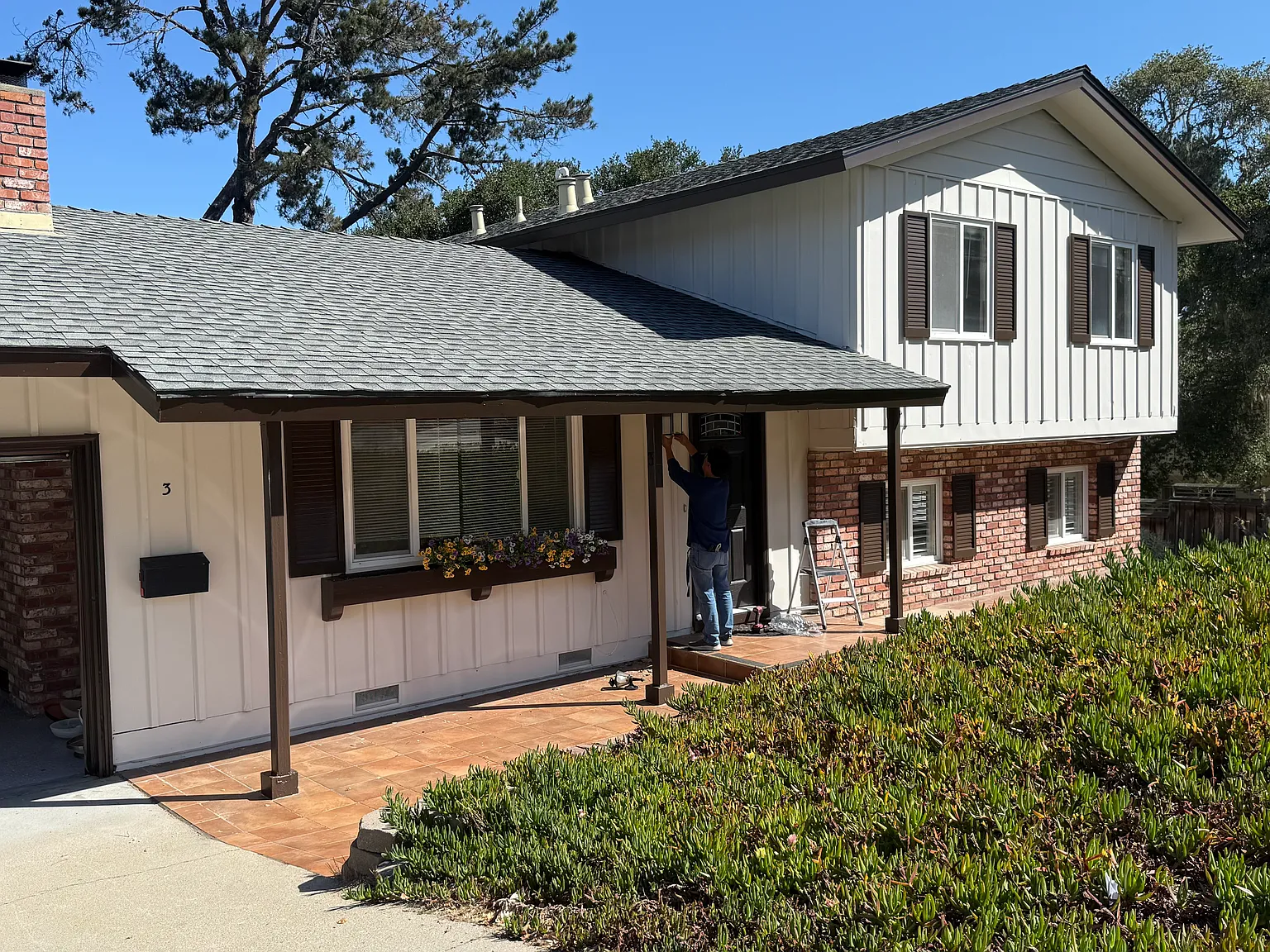 3 bed, 2.5 bath, 1688 sqft, $4,900 — Photo 1
