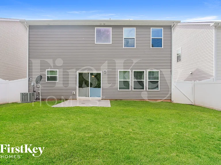 9329 Sloan Forest Dr — Photo 14
