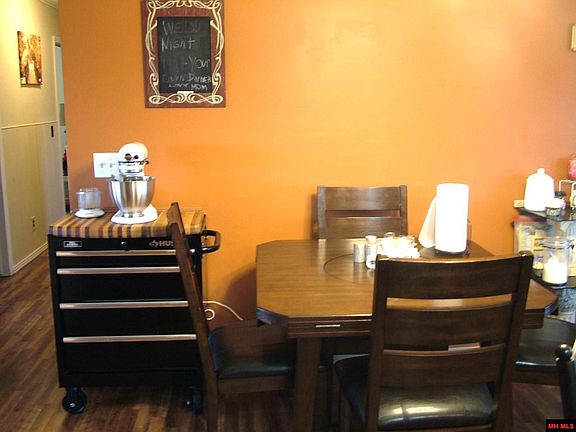 4th image of 3435 West Rd