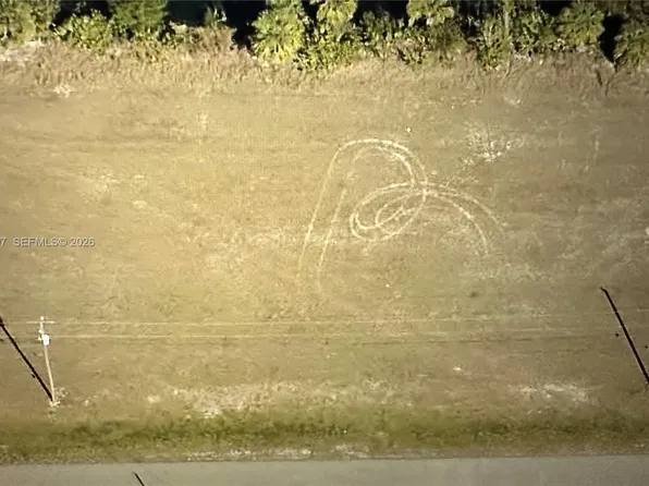 2125 NE 33rd Ter, Cape Coral, FL 33909