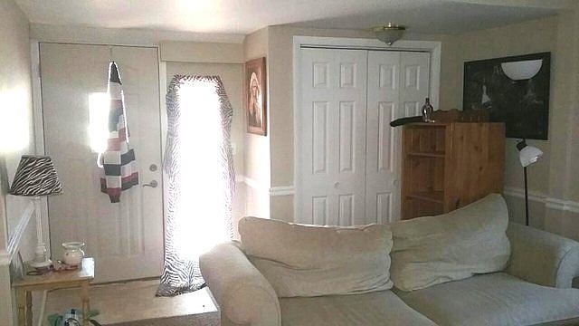 2nd image of 902 E 6th St