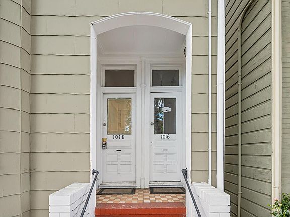 3rd image of 1018 Noe St