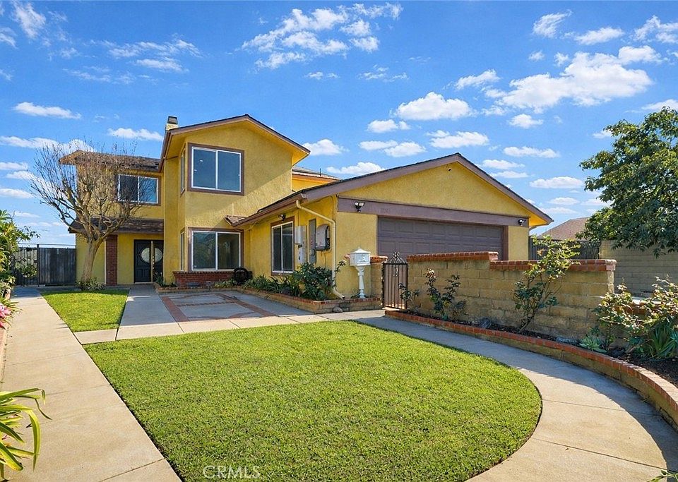 1st image of 12143 Phoenix Dr
