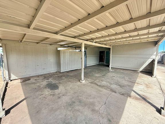 3rd image of 94 S Lehua St