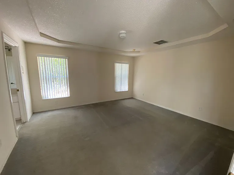 15980 SW 27th Avenue Rd — Photo 13