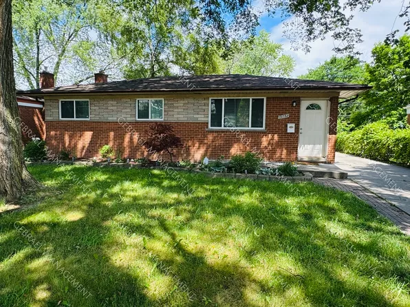 24332 Cunningham Ave, Warren, MI 48091