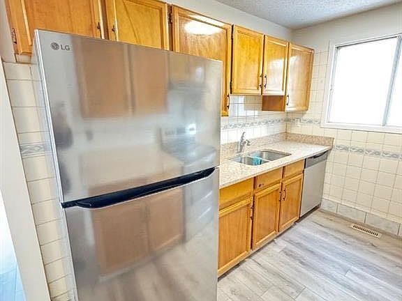 5th image of 6879 Rundlehorn Dr NE