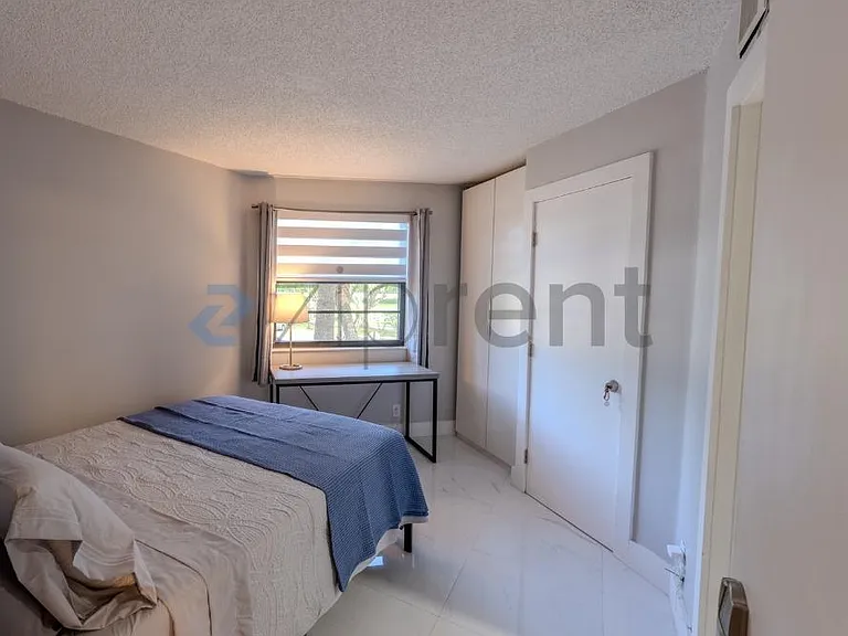 Bedroom #1