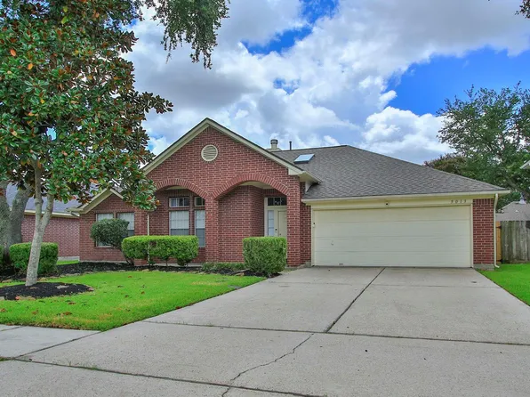 5013 Parkcrest Dr, La Porte, TX 77571