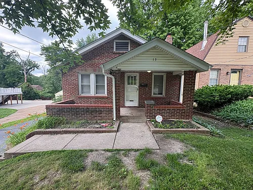 13 N Hartnett Ave Photo 1
