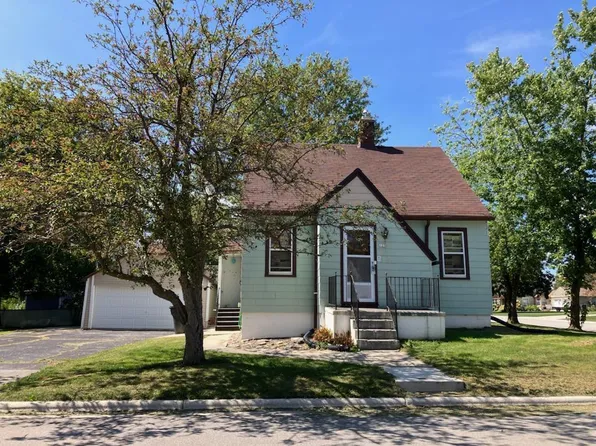 125 Elevator LANE, Belgium, WI 53004