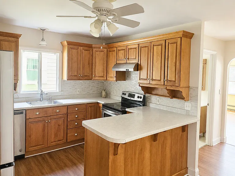 852 Clay St #1 — Photo 1