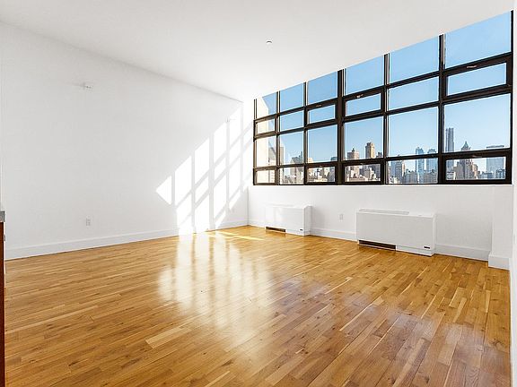 2nd image of 360 Furman St APT 914