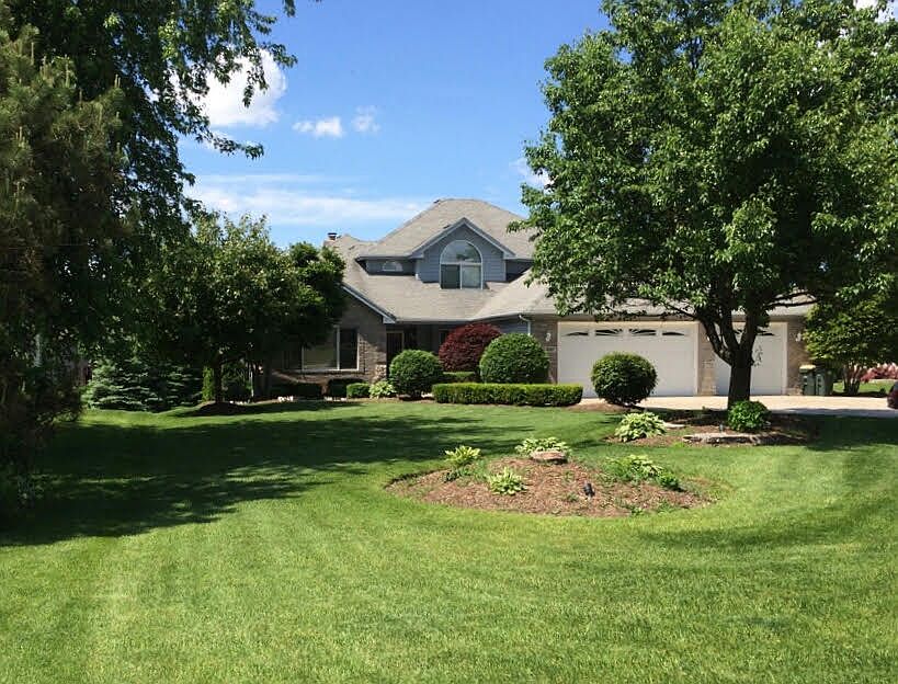 1st image of 1017 Acorn Hill Ln