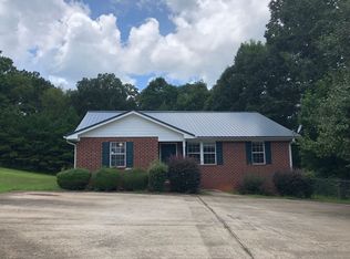 141 Hunters Run Rd, Athens, GA 30606