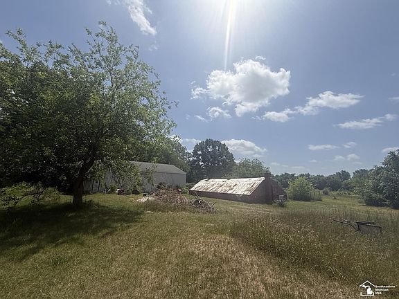 5th image of 1689 W Rauch Rd