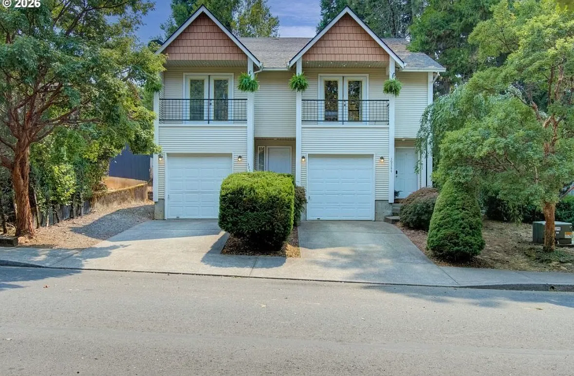 2 bed, 2.5 bath, 1129 sqft, $2,200 — Photo 1