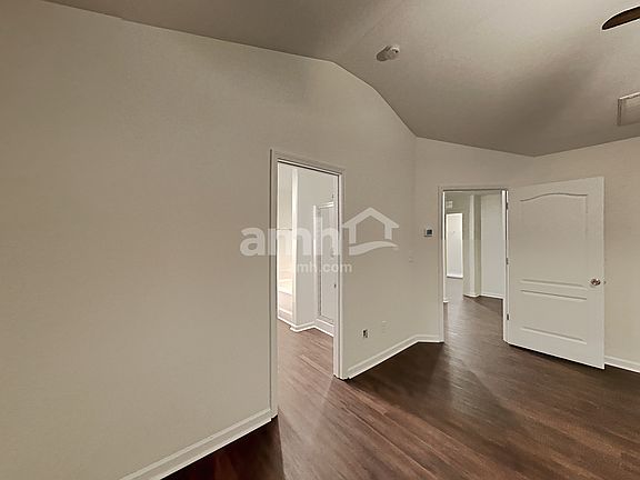 4th image of 7339 Cuddington Dr
