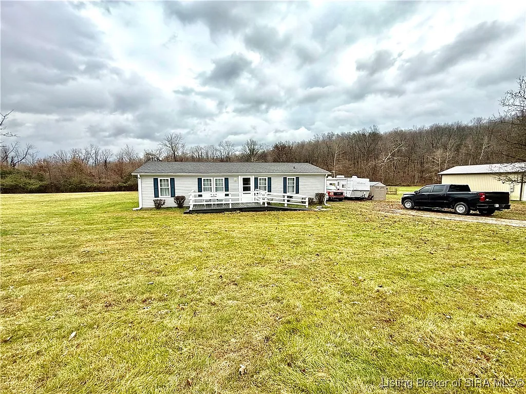 738 S Triangle Road photo 1