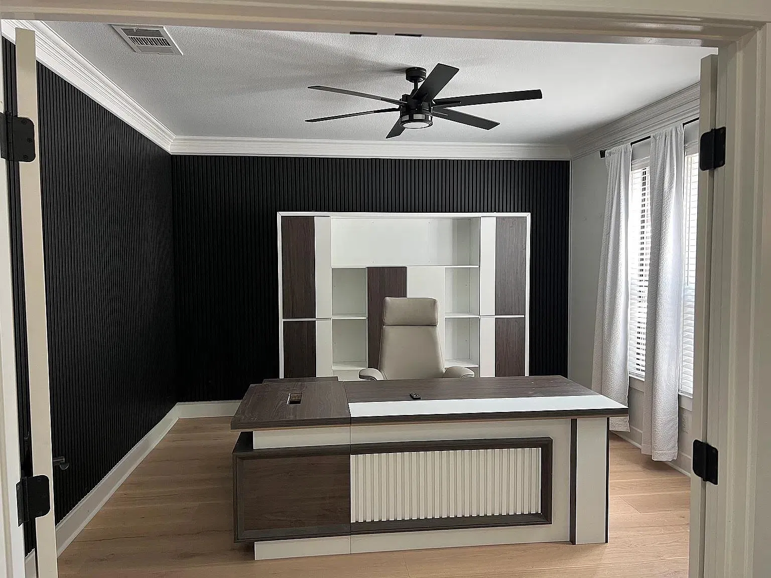 4 bed, 2.5 bath, 3743 sqft, $3,750 — Photo 4