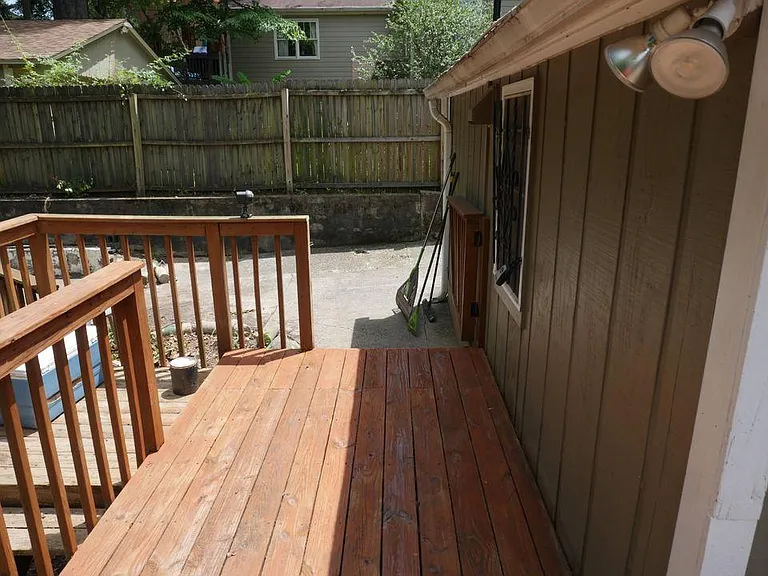 1065 Atlantic Dr NW — Photo 22