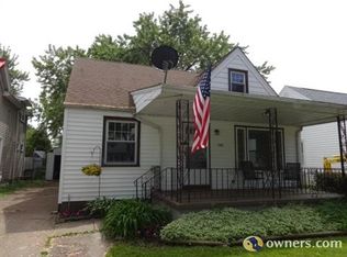 243 McConkey Dr, Tn of Tona, NY 14223