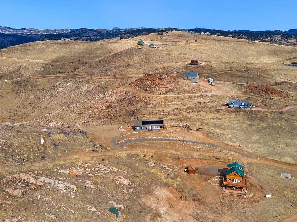 1st image of 32 Rabbit Ears Ct