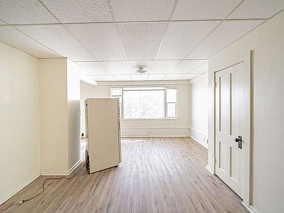 5th image of 241 N Hayes Ave