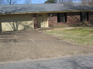 8 Turtle Creek Ct, Little Rock, AR 72211