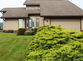 55 N Greenbriar Rd, Drums, PA 18222