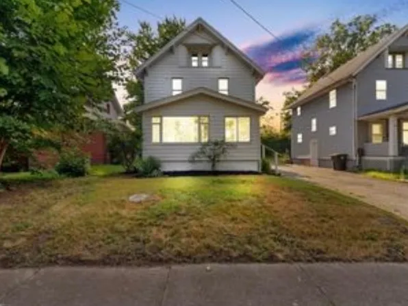 1309 Bellows St, Akron, OH 44301