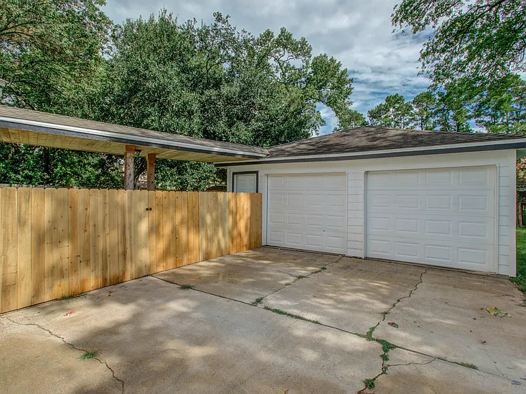 550 Brandon Rd — Photo 25