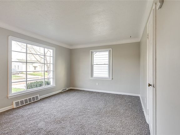 2nd image of 4537 W 148th St