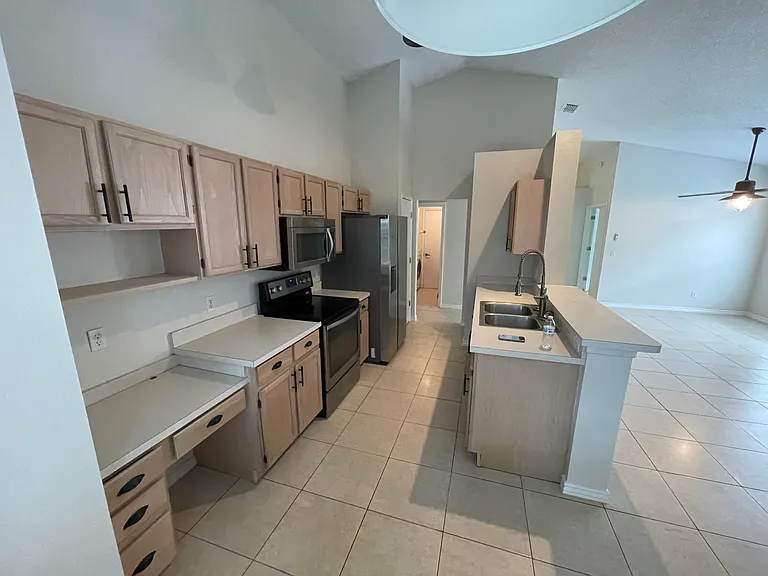 1307 Carpenter Branch Ct — Photo 15